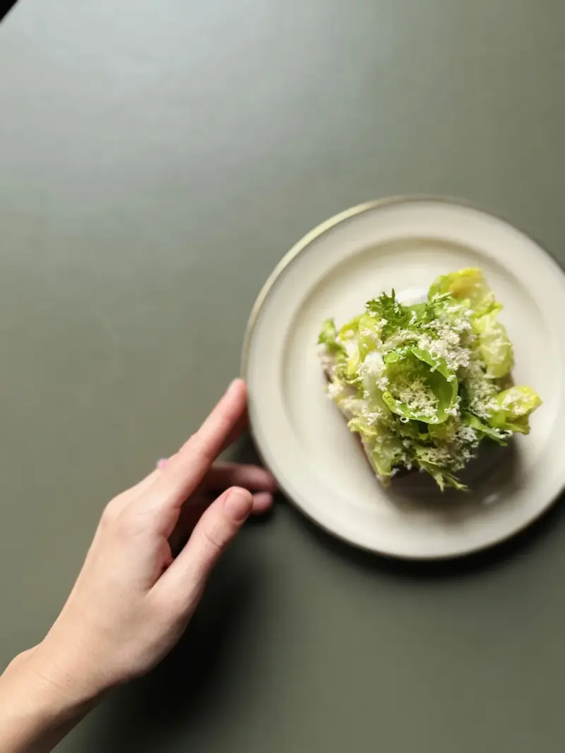 Dominika Szpakowska at the Pijalni bar, portrait in natural light